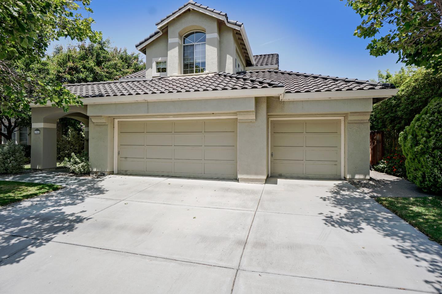 17641 River Run Road Salinas, CA 93908 - Photo 1 of 35 Gallery Image 1