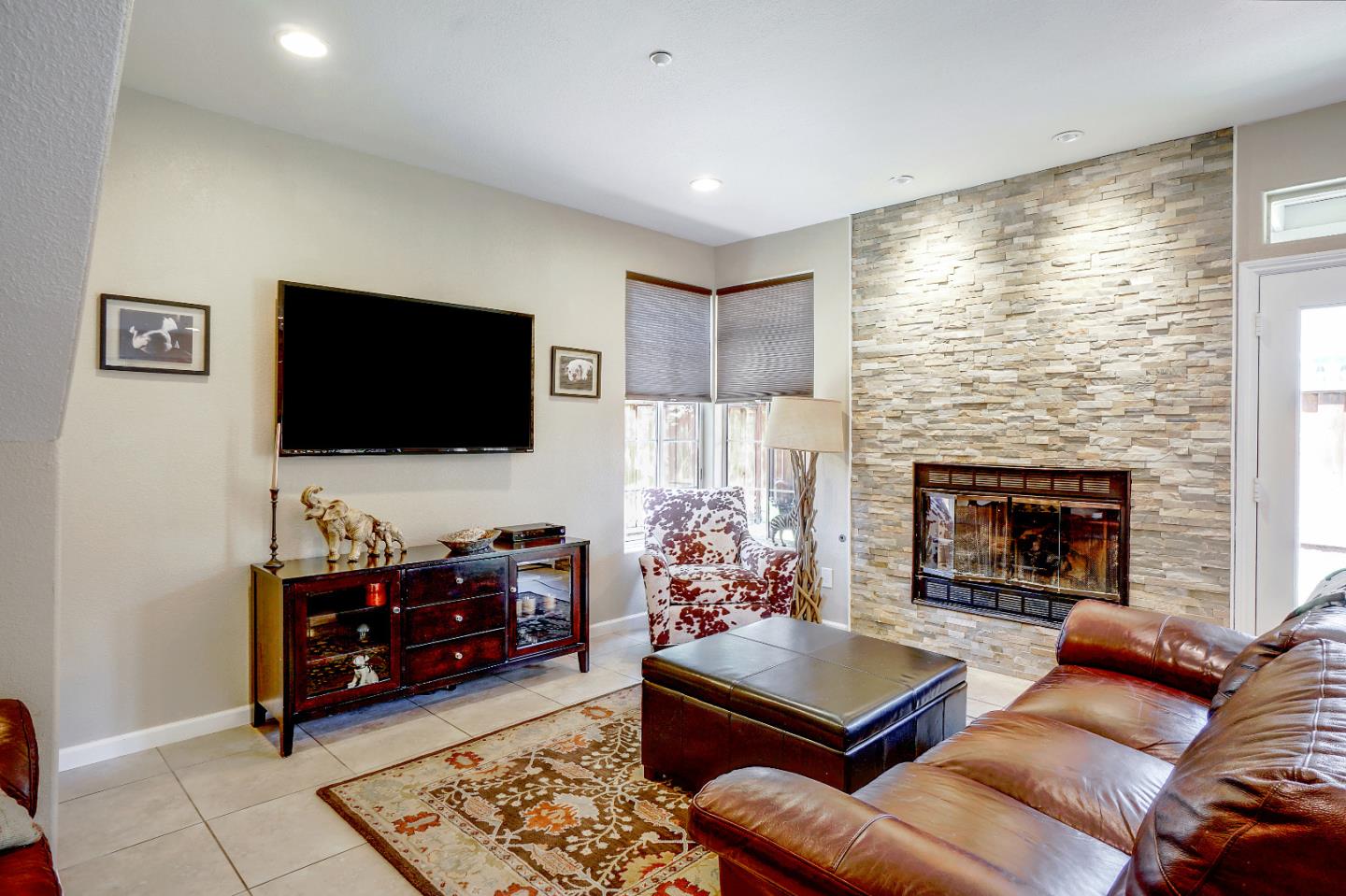 17641 River Run Road Salinas, CA 93908 - Photo 9 of 35 Gallery Image 9