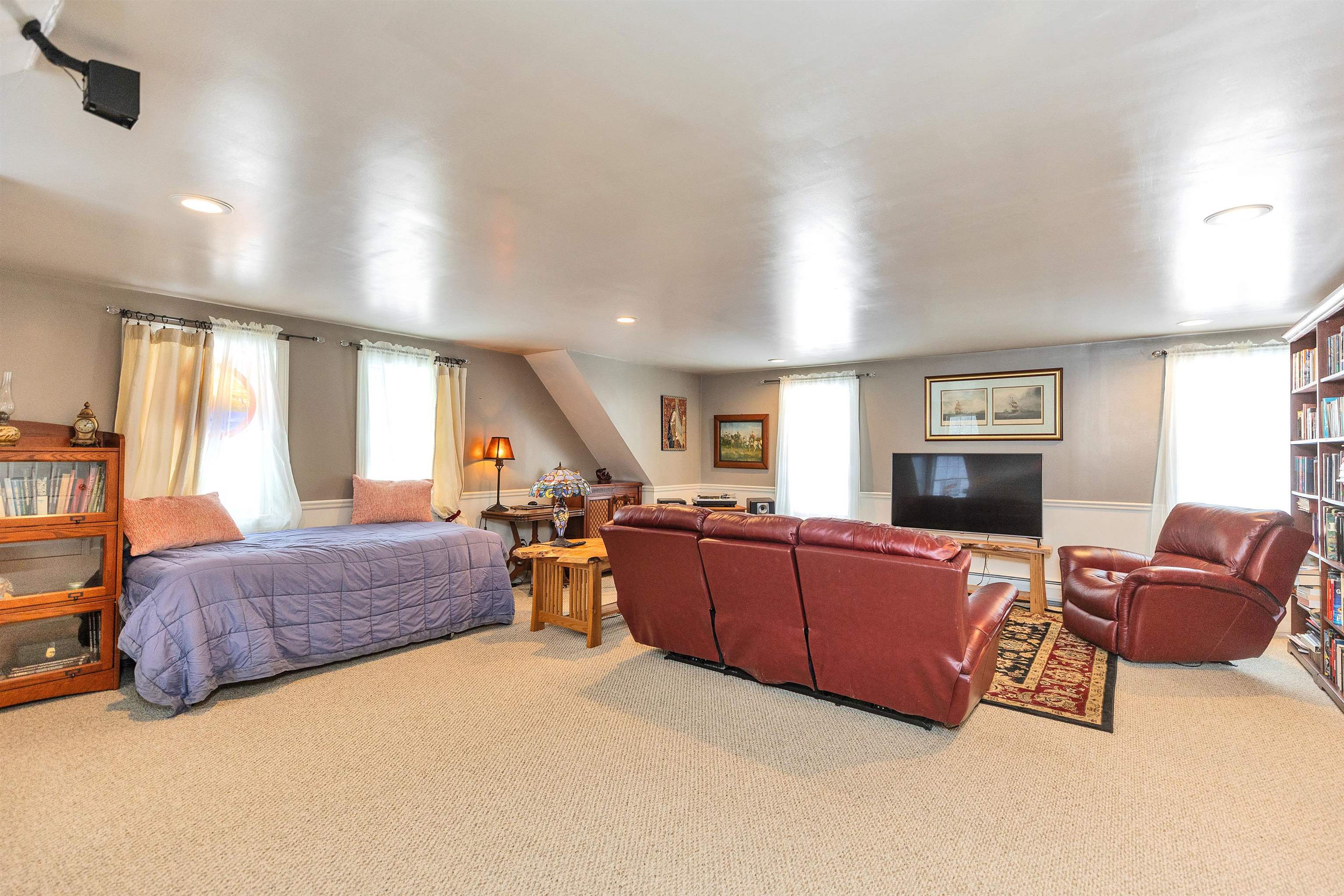 1481 Bennington Road Francestown, NH 03043 - Photo 46 of 60