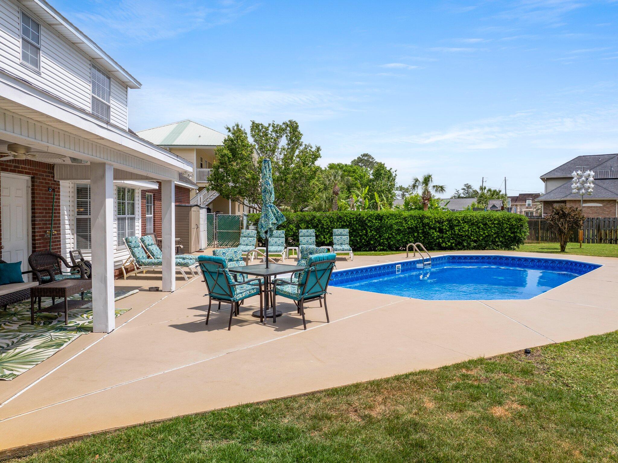 151 Ferry Road Northeast Fort Walton Beach, FL 32548 - Photo 76 of 95 Backyard