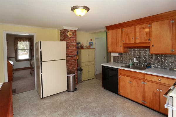 1 Spaulding Road Georgetown, MA 01833 - Photo 4 of 13 Gallery Image 4