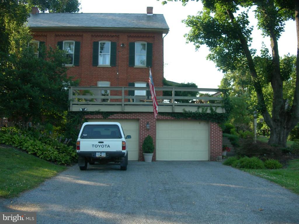 52 Pennsy Road New Providence, PA 17560 - Photo 2 of 12 Gallery Image 2