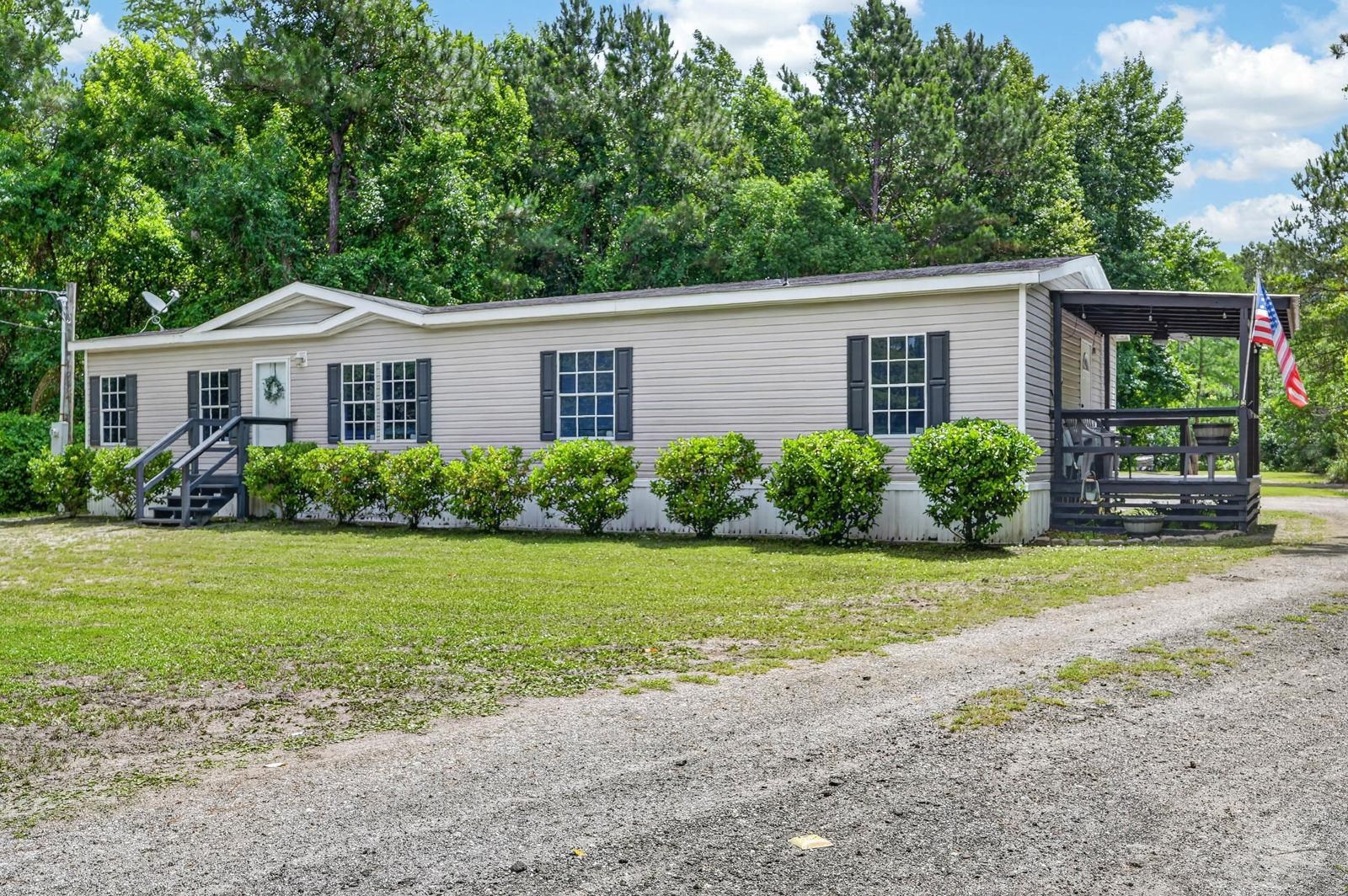 1985 Tomahawk Road St. Augustine, FL 32092 - Photo 2 of 52