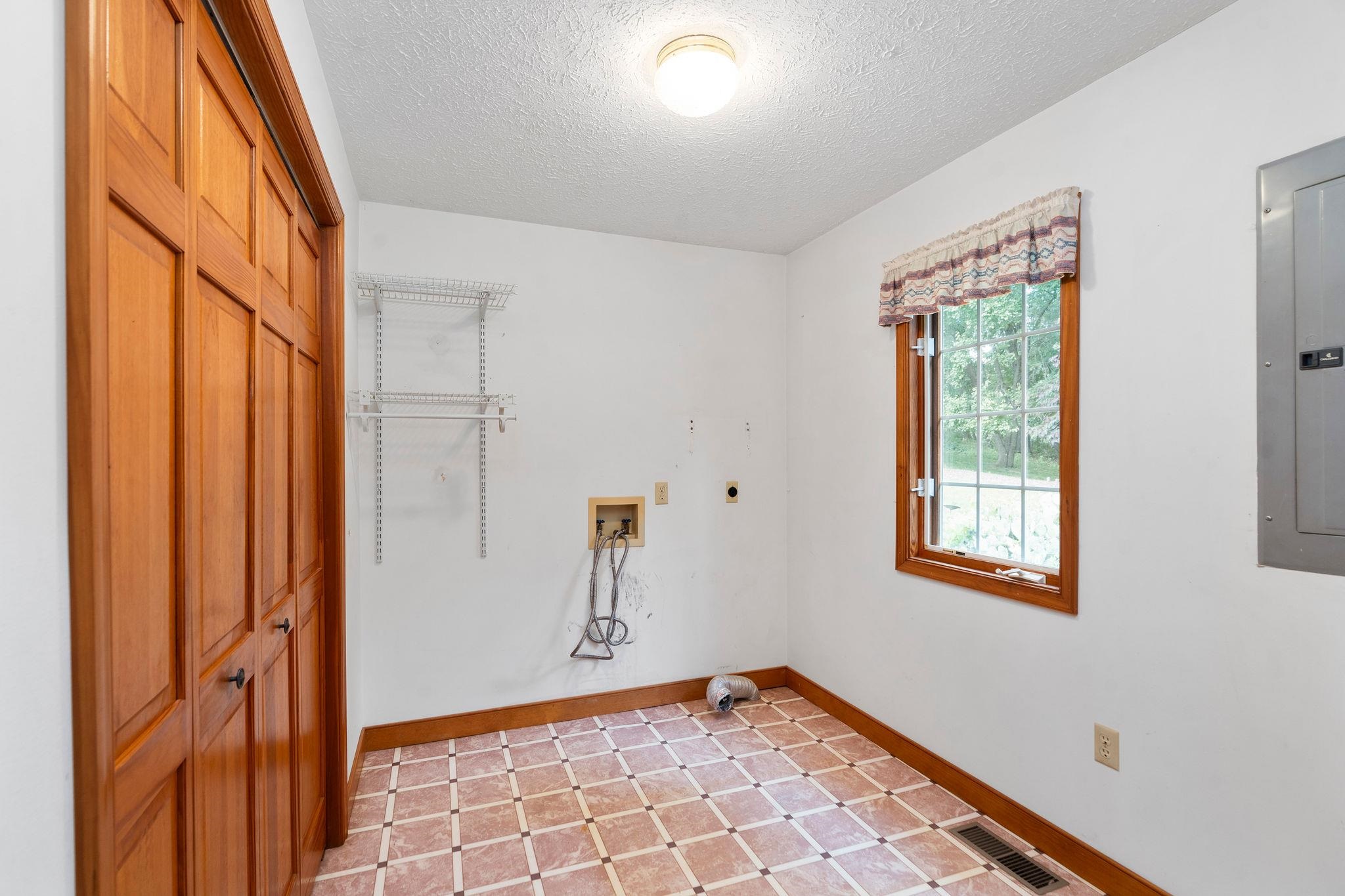1872 B Spring Hill Road Staunton, VA 24401 - Photo 20 of 71 Gallery Image 20
