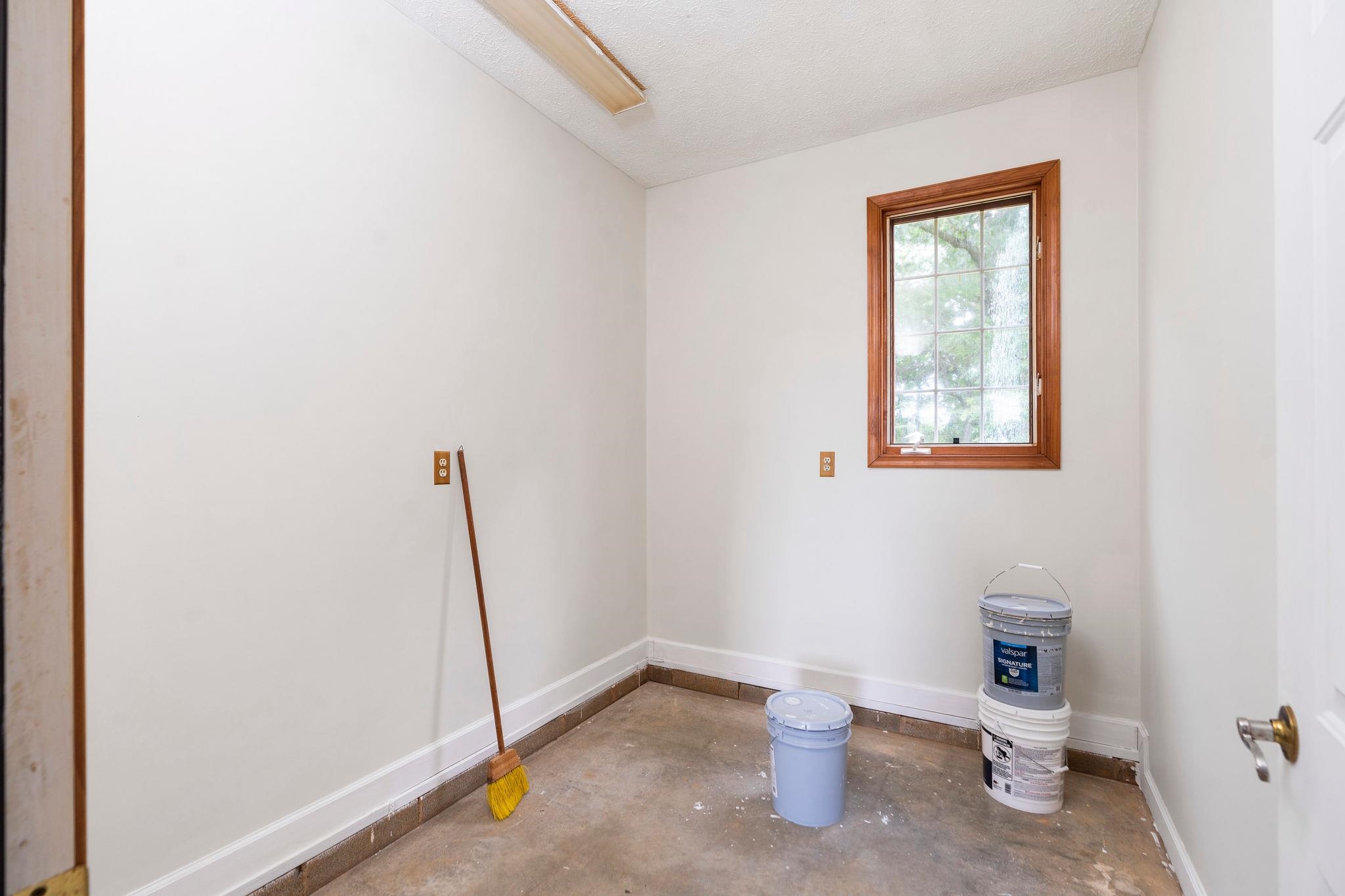1872 B Spring Hill Road Staunton, VA 24401 - Photo 22 of 71 Gallery Image 22