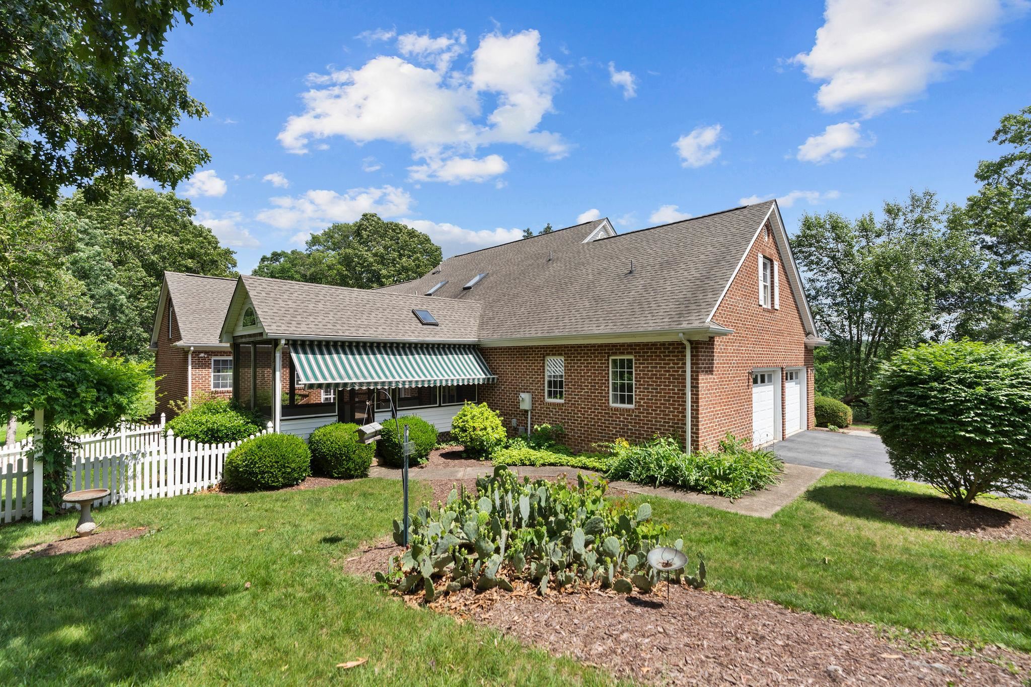1872 B Spring Hill Road Staunton, VA 24401 - Photo 5 of 71 Gallery Image 5
