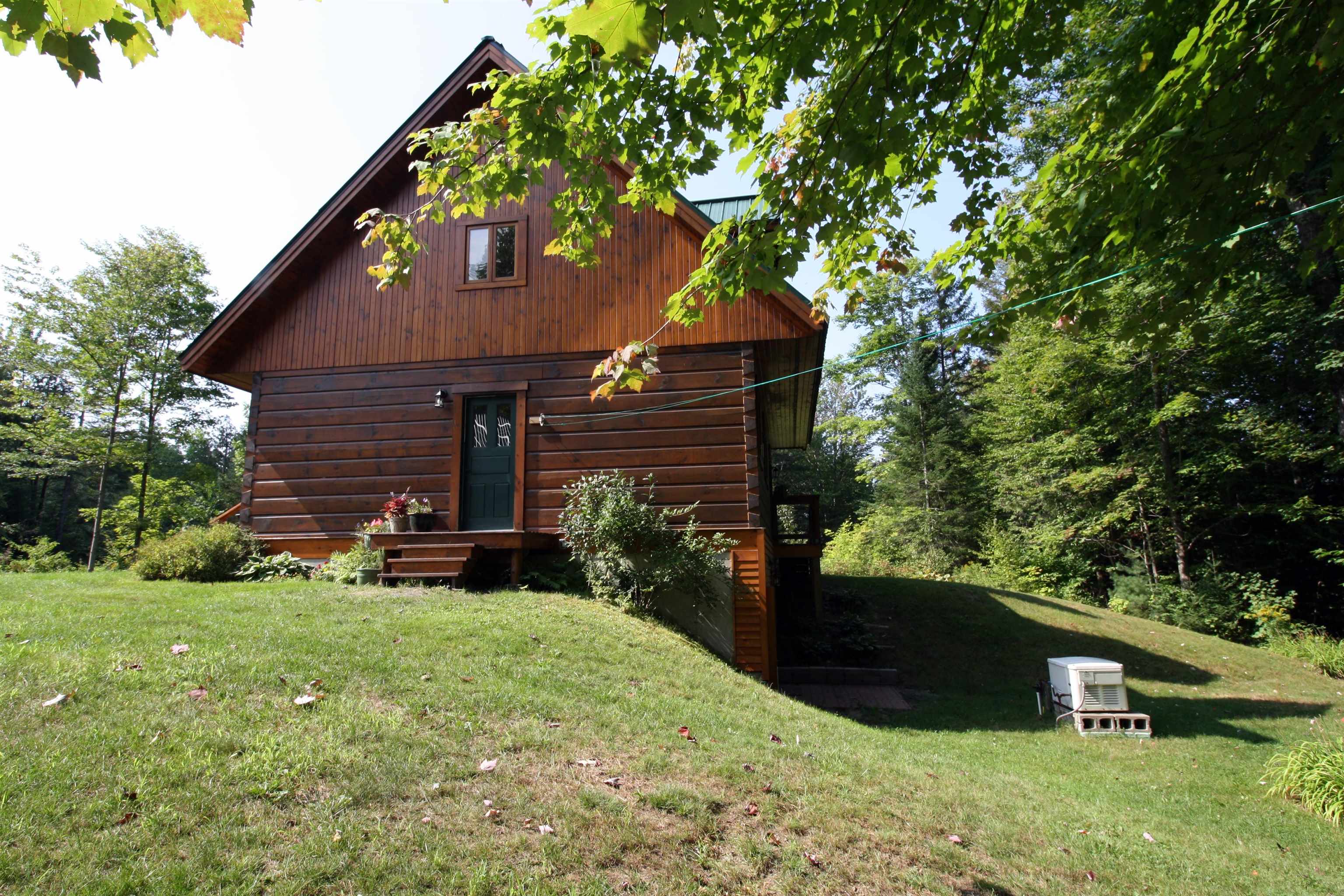 5088 Creek Road Albany, VT 05827 - Photo 4 of 40 Gallery Image 4