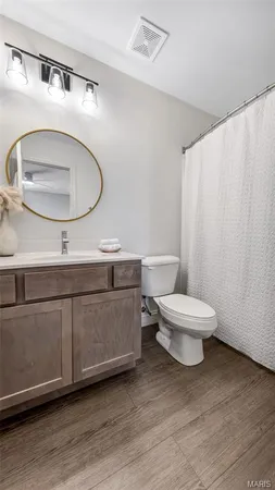 $582,000 | 329 Kevin Jon Court, Eureka, MO 63025