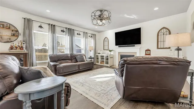 $599,900 | 329 Kevin Jon Court, Eureka, MO 63025