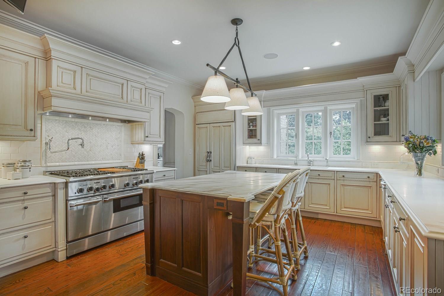 575 Circle Drive Denver, CO 80206 - Photo 10 of 32