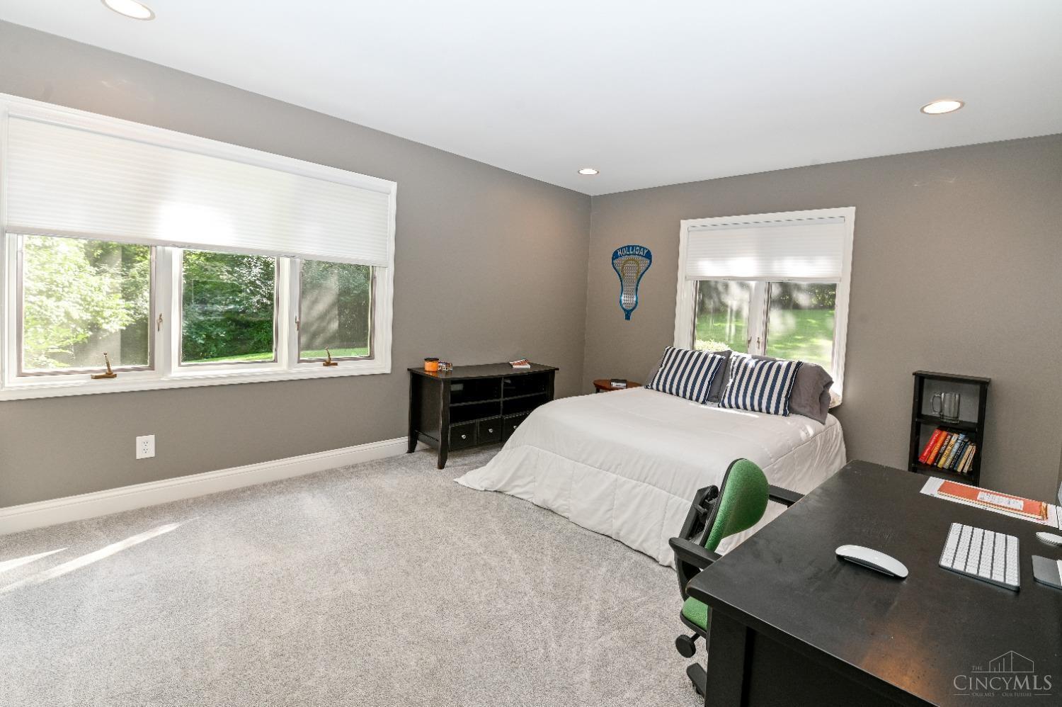 13 Locust Hill Road Cincinnati, OH 45245 - Photo 37 of 50 Gallery Image 37