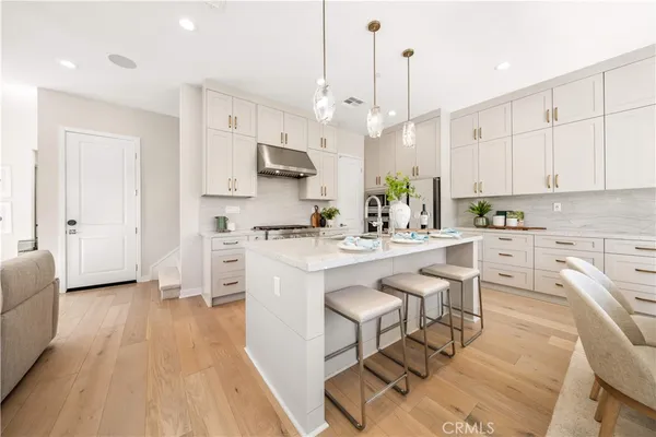 $2,090,000 | 250 Newton, Lake Forest, CA 92630