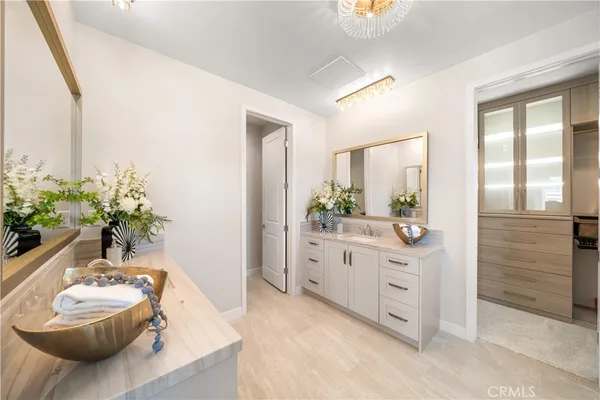 $2,090,000 | 250 Newton, Lake Forest, CA 92630