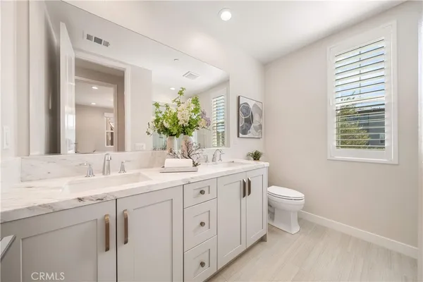 $2,090,000 | 250 Newton, Lake Forest, CA 92630