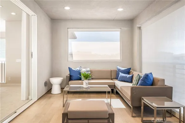 $2,090,000 | 250 Newton, Lake Forest, CA 92630