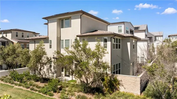 $2,090,000 | 250 Newton, Lake Forest, CA 92630