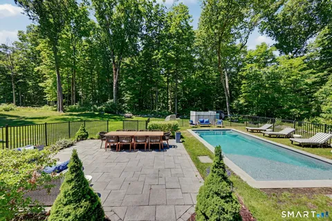 $1,199,000 | 116 Mile Common, Easton, CT 06612