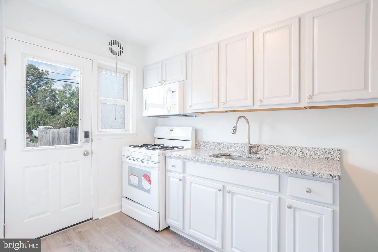 1046 Middlesex Road Baltimore, MD 21221 - Photo 8 of 19 Gallery Image 8