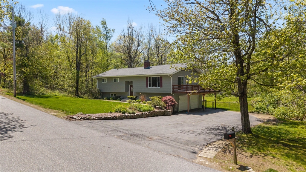 78 Asnebumskit Road Paxton, MA 01612 - Photo 2 of 38