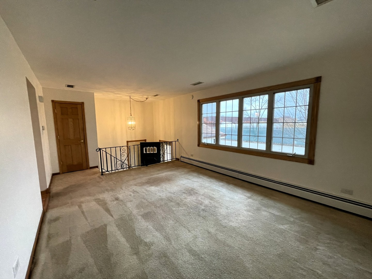 8233 South 76th Avenue Bridgeview, IL 60455 - Photo 11 of 64