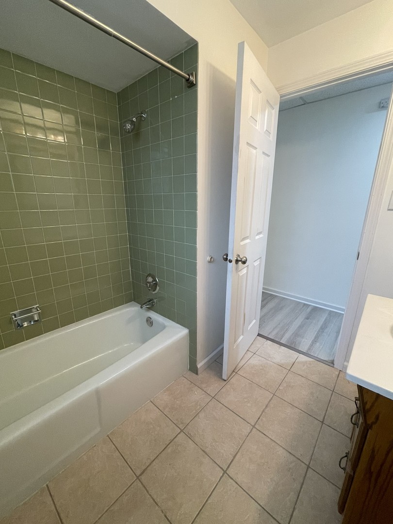 8233 South 76th Avenue Bridgeview, IL 60455 - Photo 38 of 64