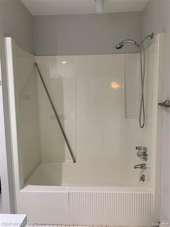 26466 Springland Street Farmington, MI 48334 - Photo 30 of 51
