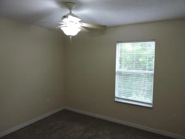 $1,800 | 178 Cabana Way, Crestview, FL 32536