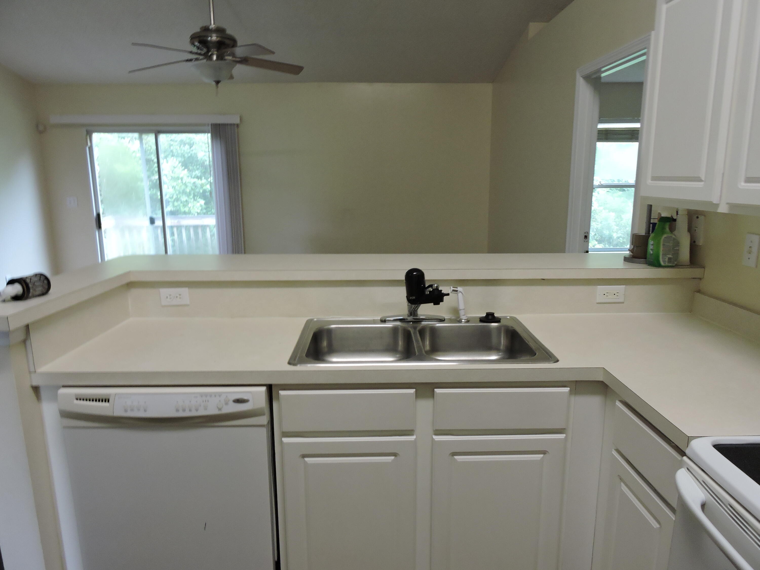 178 Cabana Way Crestview, FL 32536 - Photo 6 of 20