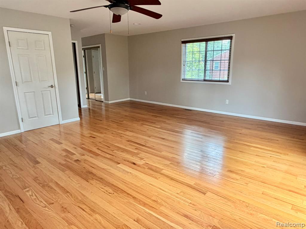 2111 Earlmont Road Berkley, MI 48072 - Photo 19 of 27