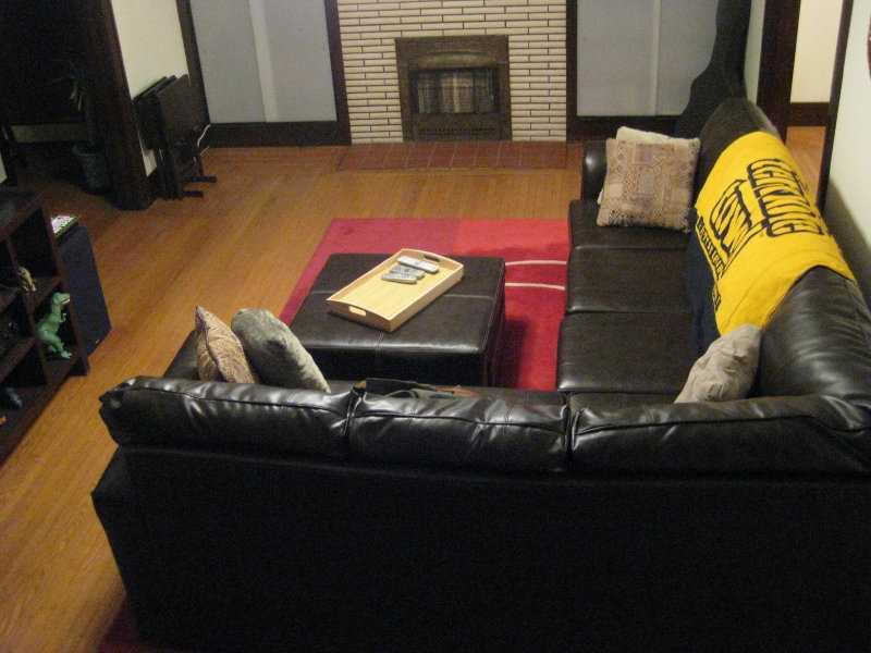 104 Perryview Avenue Pittsburgh, PA 15214 - Photo 3 of 25 Living Room.