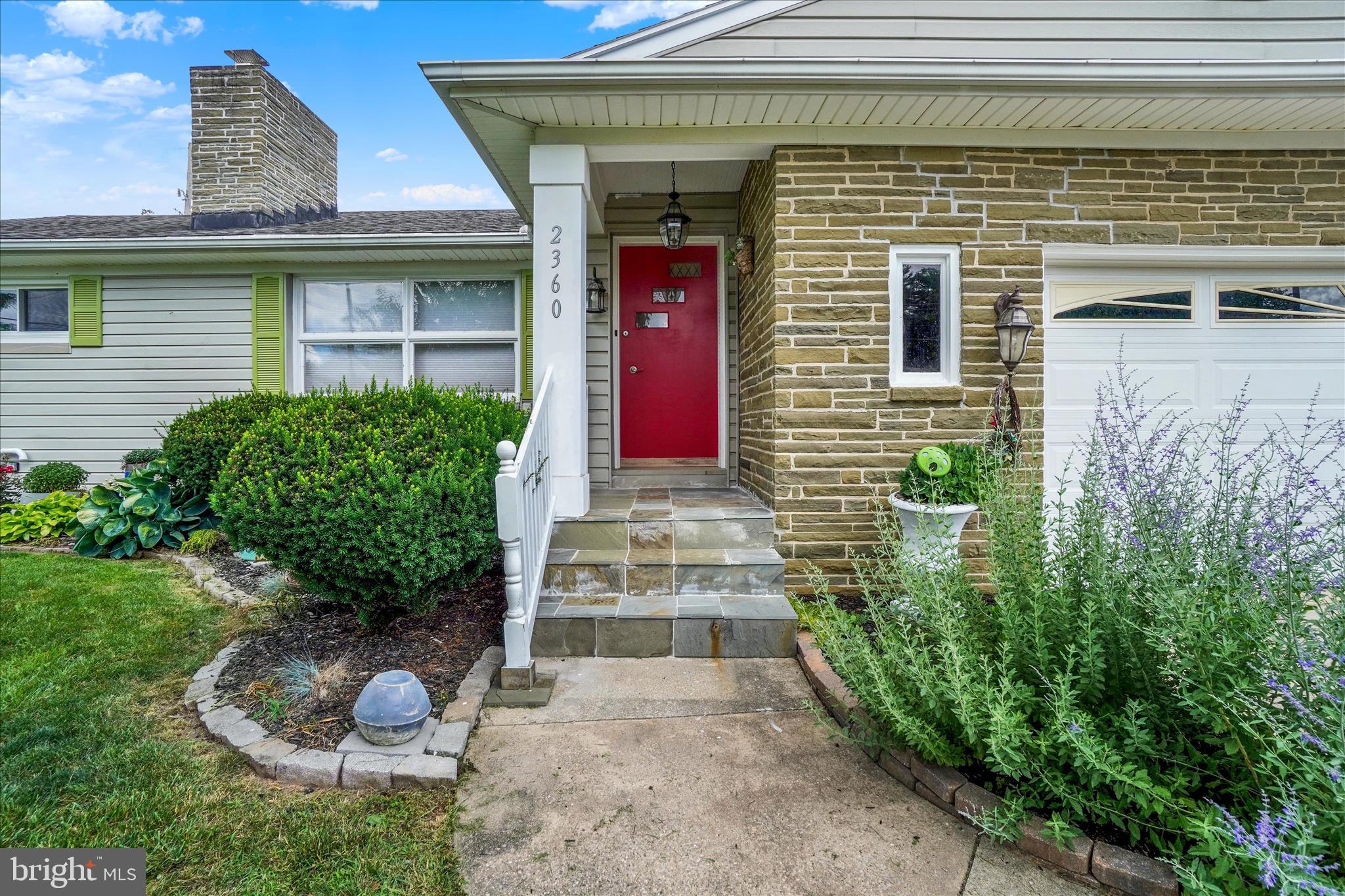 2360 Loucks Road York, PA 17408 - Photo 2 of 29 Gallery Image 2