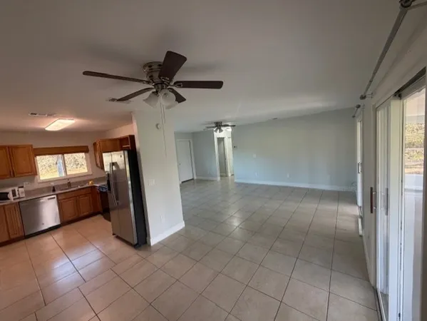 $2,200 | 141 Crawford Drive, Sebastian, FL 32958