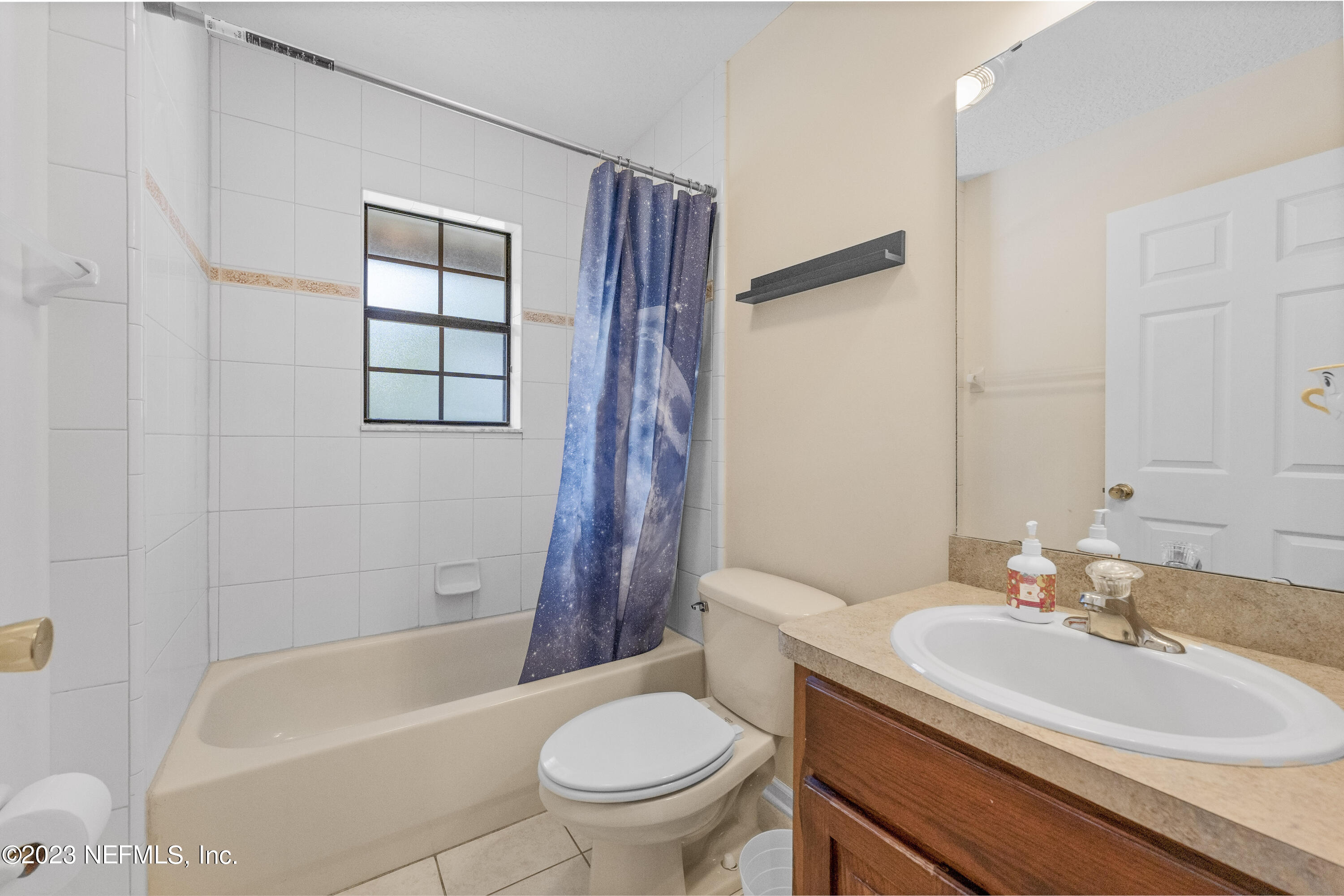 14322 Grover Road Jacksonville, FL 32226 - Photo 27 of 41 27 hall bath