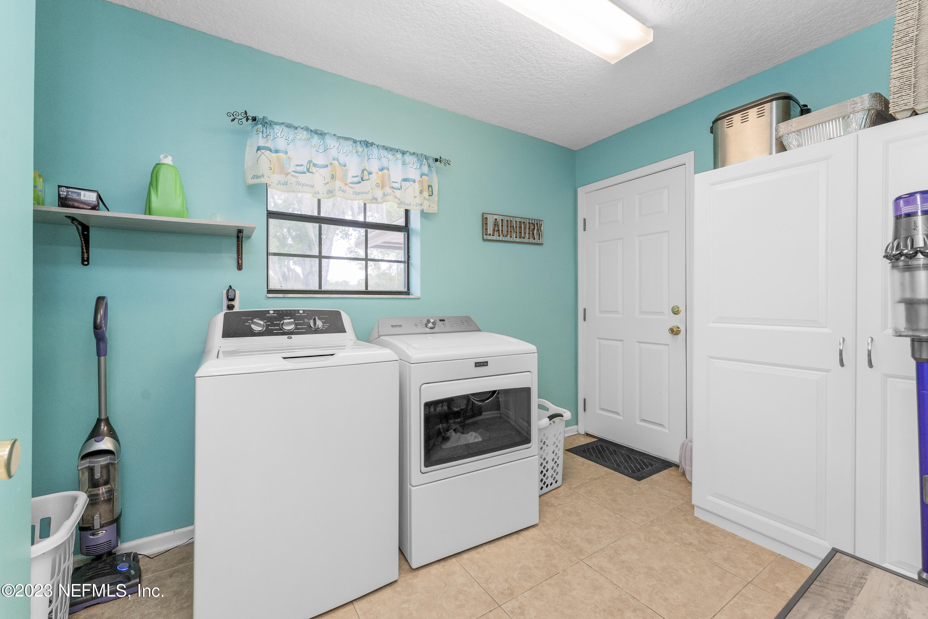 14322 Grover Road Jacksonville, FL 32226 - Photo 29 of 41 29 large laundry