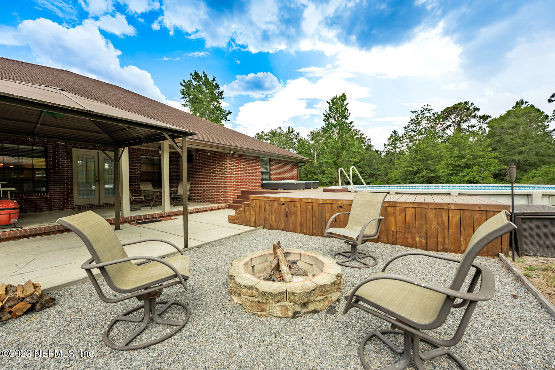 14322 Grover Road Jacksonville, FL 32226 - Photo 32 of 41 35 where we decompress at the end of the