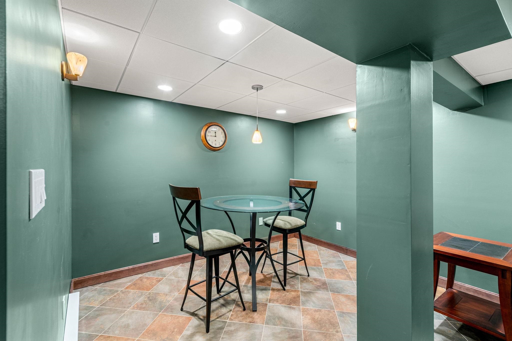 36 Goodhue Road Derry, NH 03038 - Photo 40 of 53