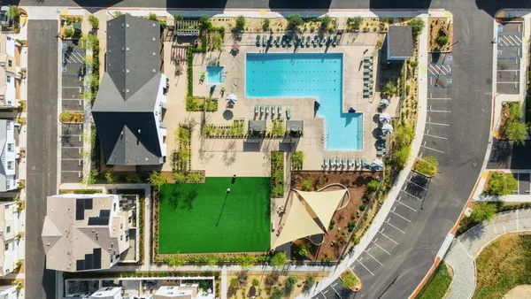 $999,000 | 550 Meadowood Street, Fallbrook, CA 92028