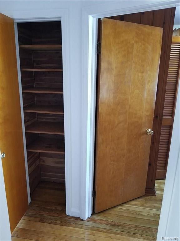 4230 Richfield Road Flint, MI 48506 - Photo 11 of 36