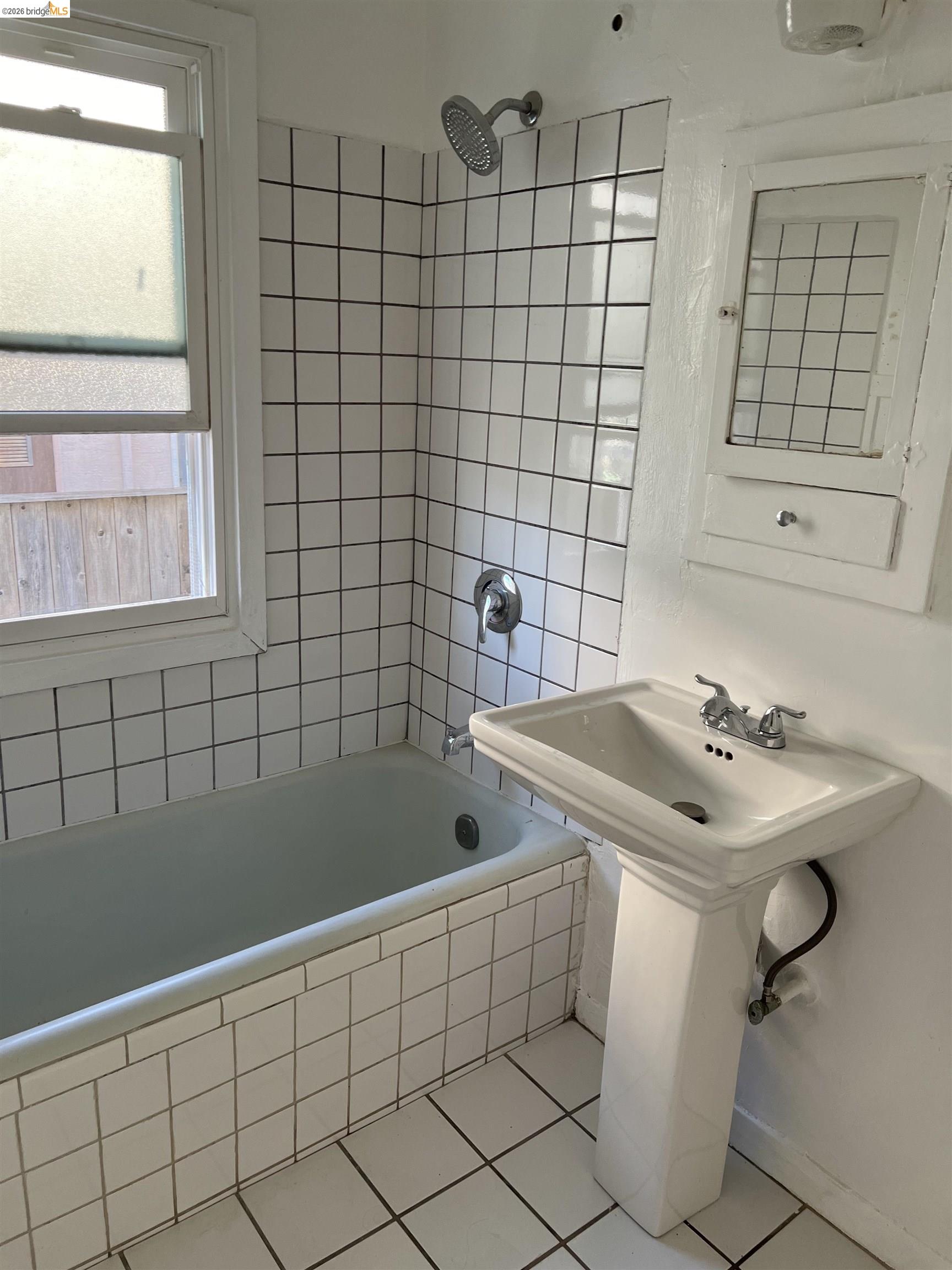 1914 Channing Way, Unit 1 Berkeley, CA 94704 - Photo 5 of 5 Gallery Image 5