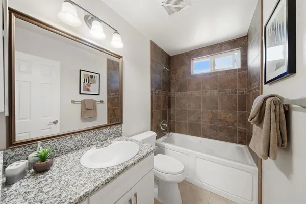 $779,000 | 1835 Debra Lane, Vista, CA 92084