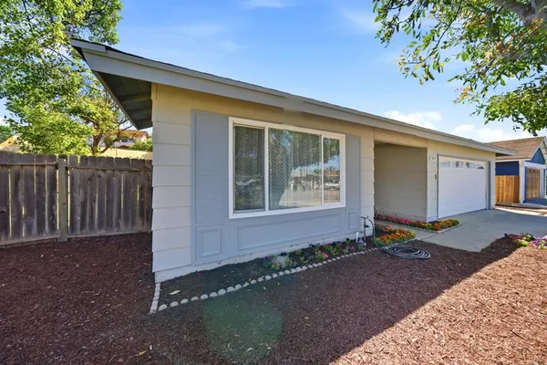 $779,000 | 1835 Debra Lane, Vista, CA 92084