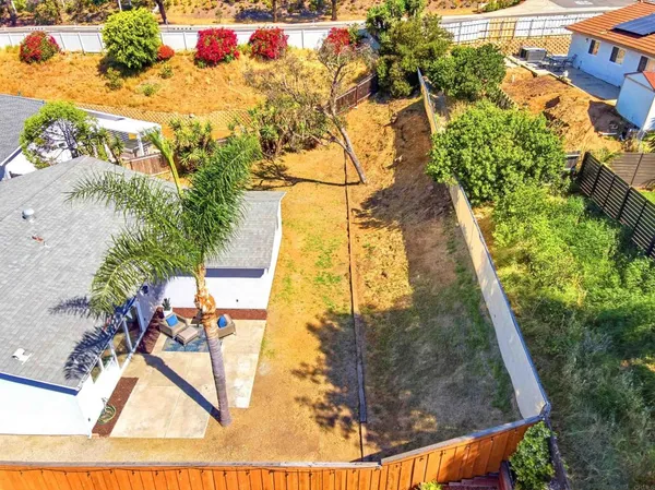 $779,000 | 1835 Debra Lane, Vista, CA 92084