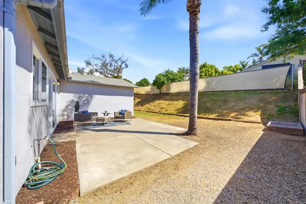 $779,000 | 1835 Debra Lane, Vista, CA 92084