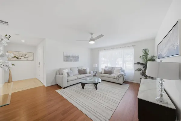 $779,000 | 1835 Debra Lane, Vista, CA 92084