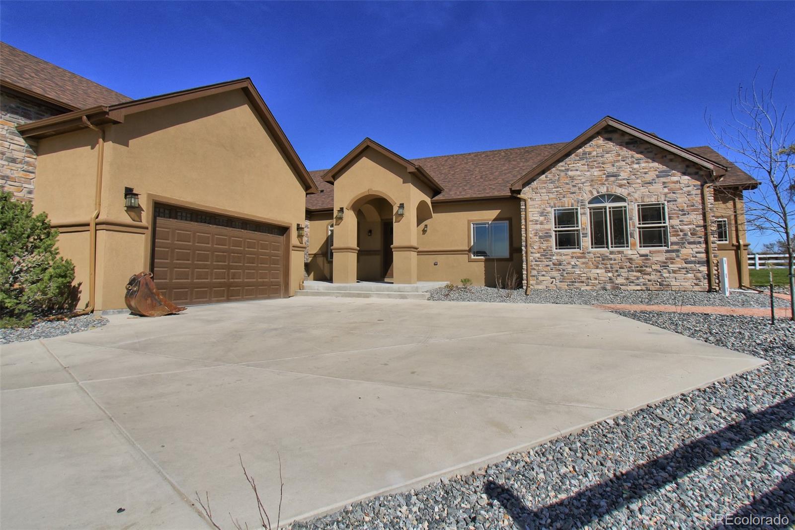 116 South Trail Blazer Road Fort Lupton, CO 80621 - Photo 2 of 24 Gallery Image 2