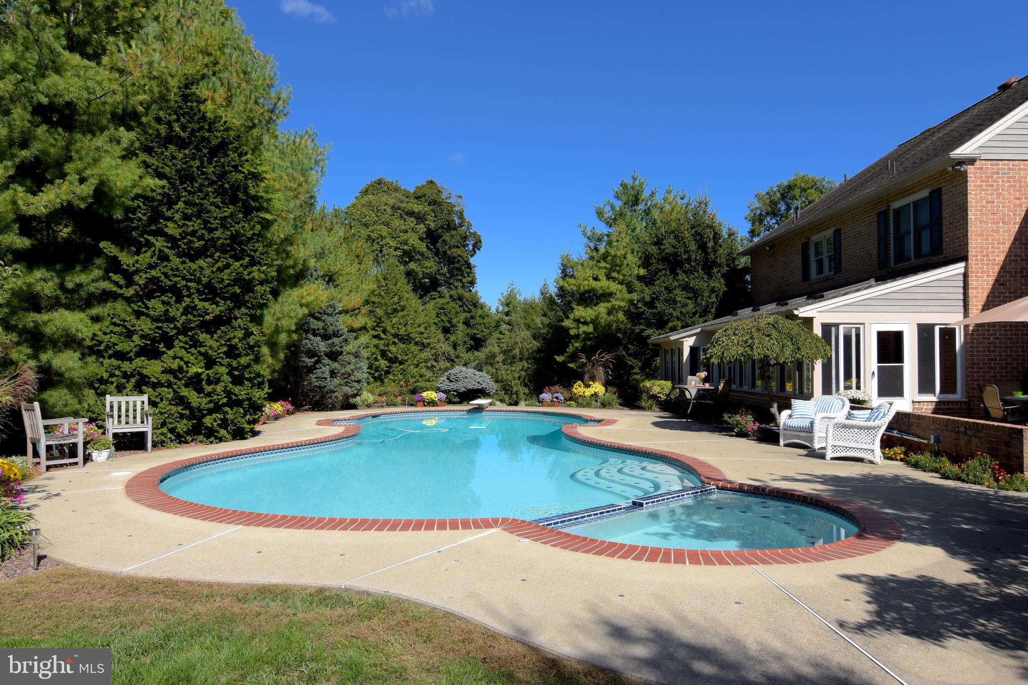 1631 Meadowlark Road Wyomissing, PA 19610 - Photo 27 of 33 Gallery Image 27
