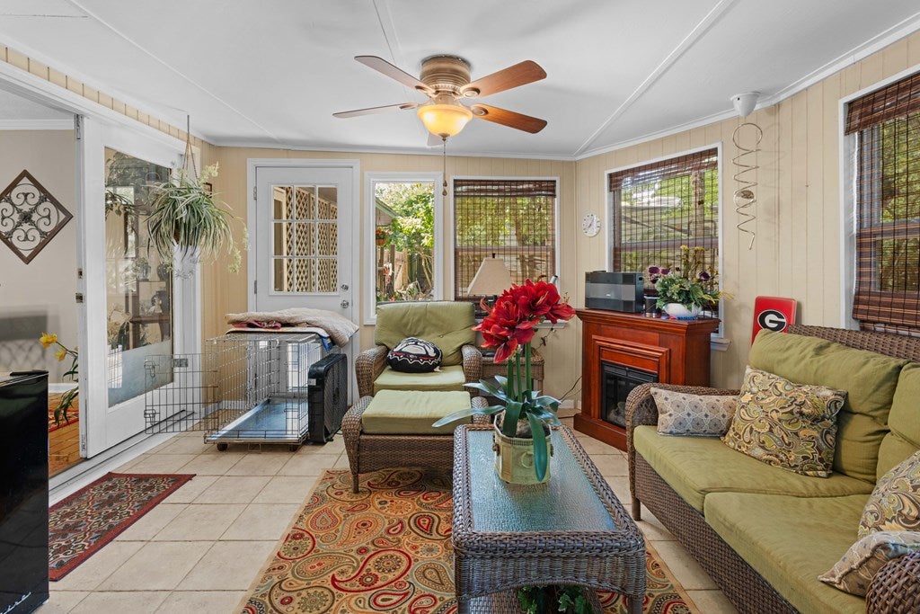 2116 Gornto Road Valdosta, GA 31602 - Photo 5 of 29 Gallery Image 5