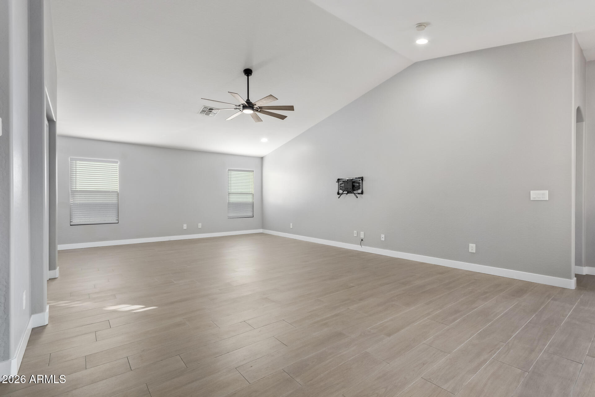 17854 West Redfield Road Surprise, AZ 85388 - Photo 7 of 43