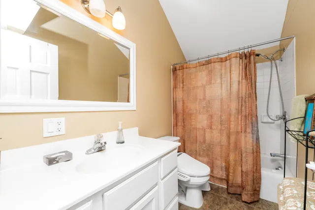 $325,000 | 106 Lyon Lake Road, Marshall, MI 49068