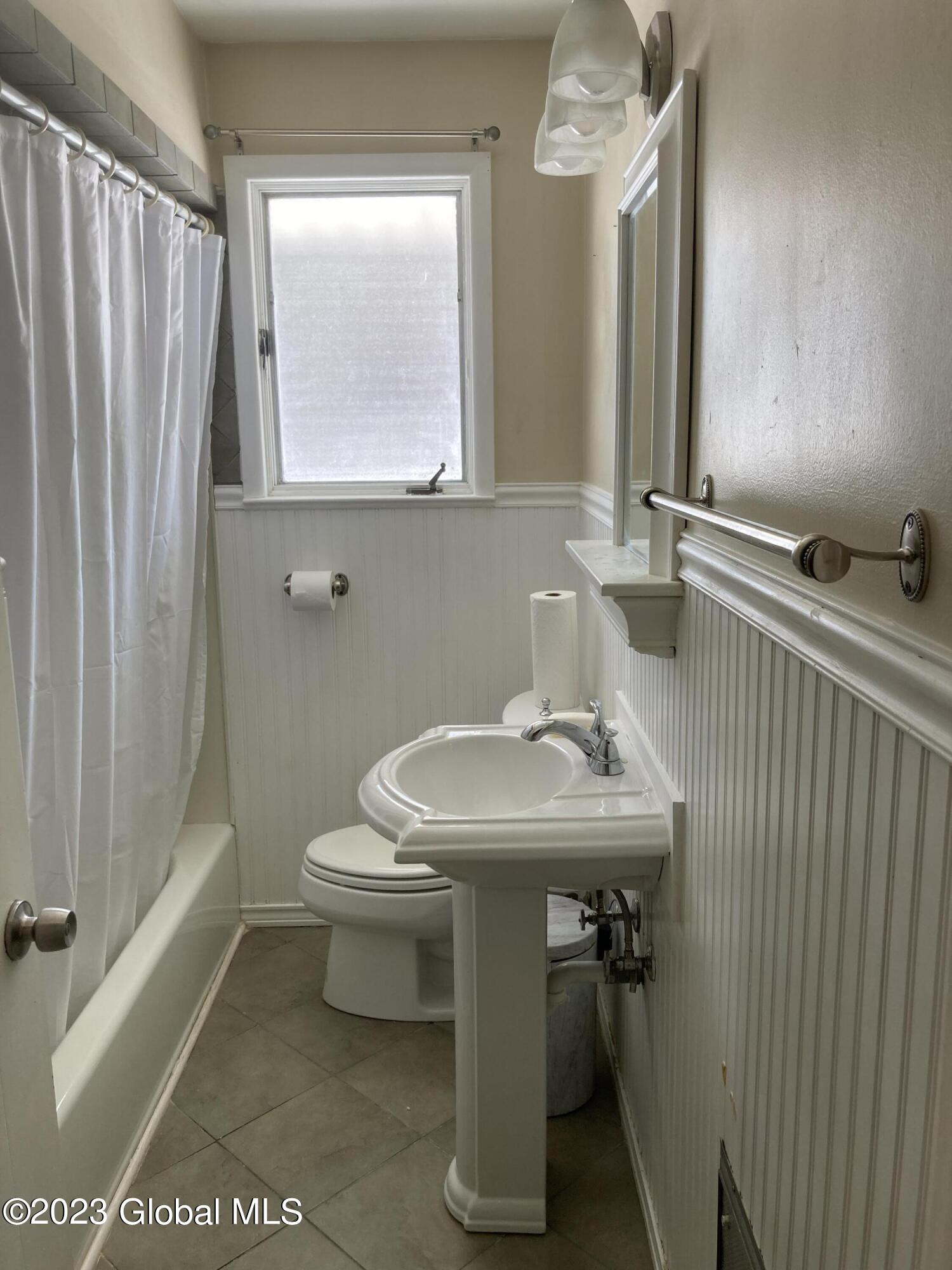 9 Collins Place Albany, NY 12208 - Photo 13 of 24 9 Collins (7c